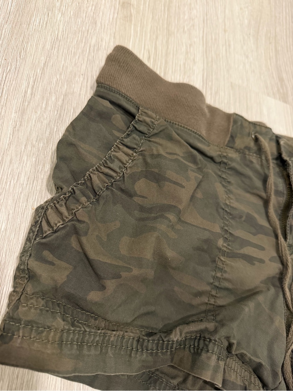 a.n.a Olive Green Camo Drawstring Women's Shorts - Picture 5 of 6